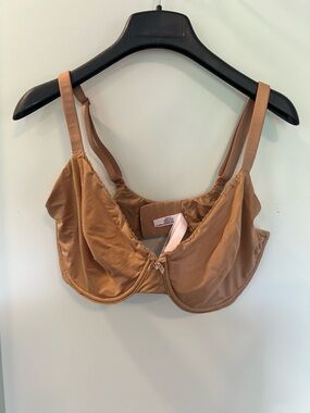 Victoria's Secret Satin Underwire Bra in Camel Brown